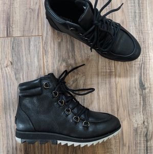 Sorel Harlow Lace sneaker boot